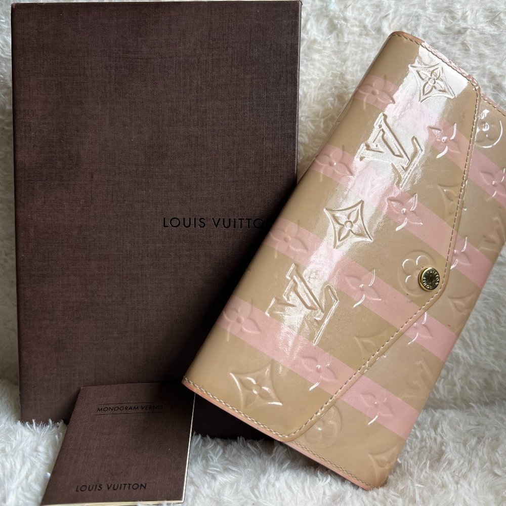 Limited Edition Louis Vuitton Rayures Sarah Wallet